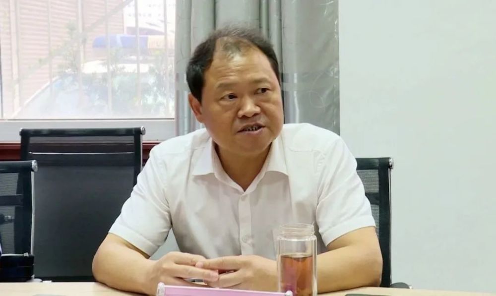 副市长李谞到略阳督查防汛和公安重点工作