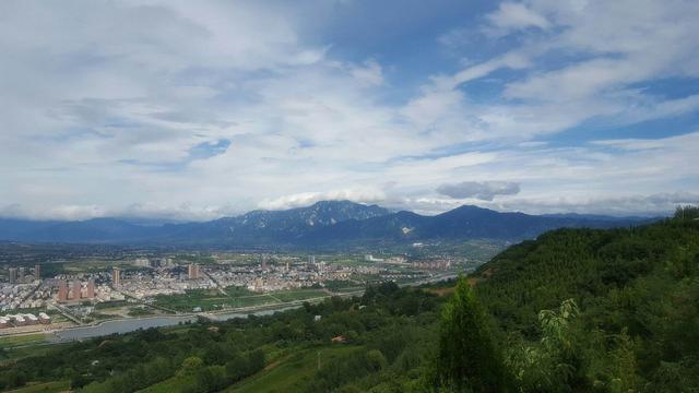 陕西境内的蓝田县实行国有景点免费还拥有非常出名的名胜古迹