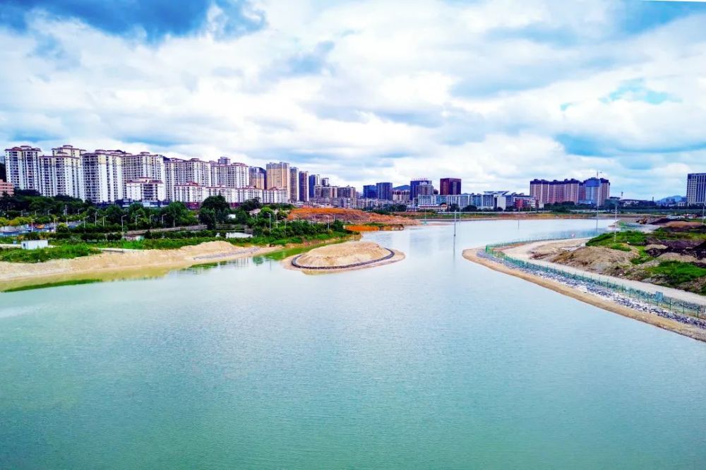 除了月亮湖公园贵阳另一个绝美网红湖泊公园传来新消息地点就在