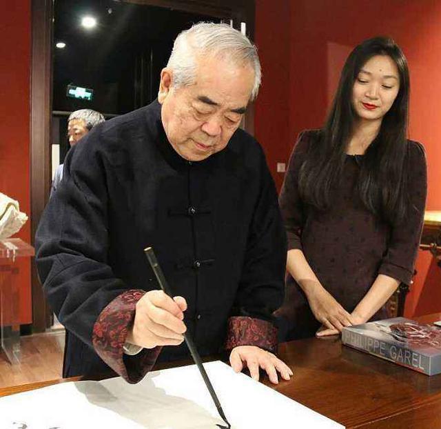 范曾|范曾：账房先生水准，凭啥赶超八大山人？专家说真行，引网友怒赞