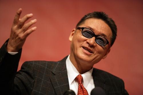 范曾|范曾：账房先生水准，凭啥赶超八大山人？专家说真行，引网友怒赞