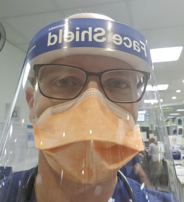 澳大利亚_社会|澳洲一线急诊医生恳求民众自觉隔离，发文称“含泪返岗工作”