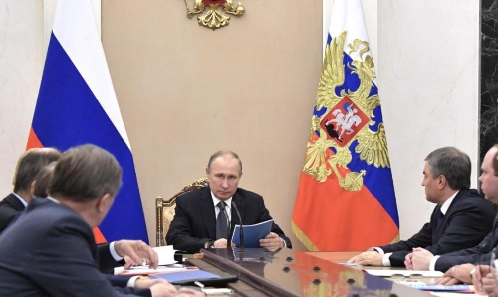 乌克兰_时政|乌克兰要求引渡，俄罗斯希望放人，33名雇佣兵让卢卡申科头疼