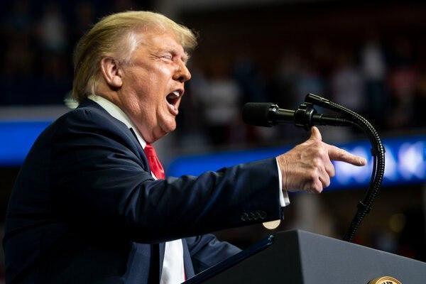 特朗普|美媒喊话特朗普：别等着被炒了，主动辞职不香吗？