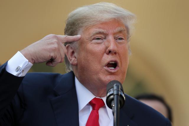 特朗普|美媒喊话特朗普：别等着被炒了，主动辞职不香吗？