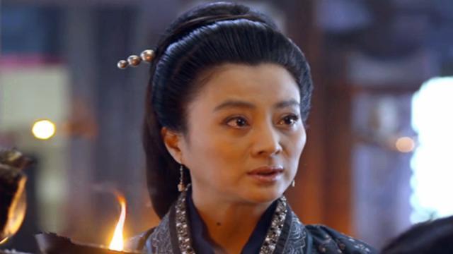 三国美女李姬,为曹操生了三个儿子,为何连