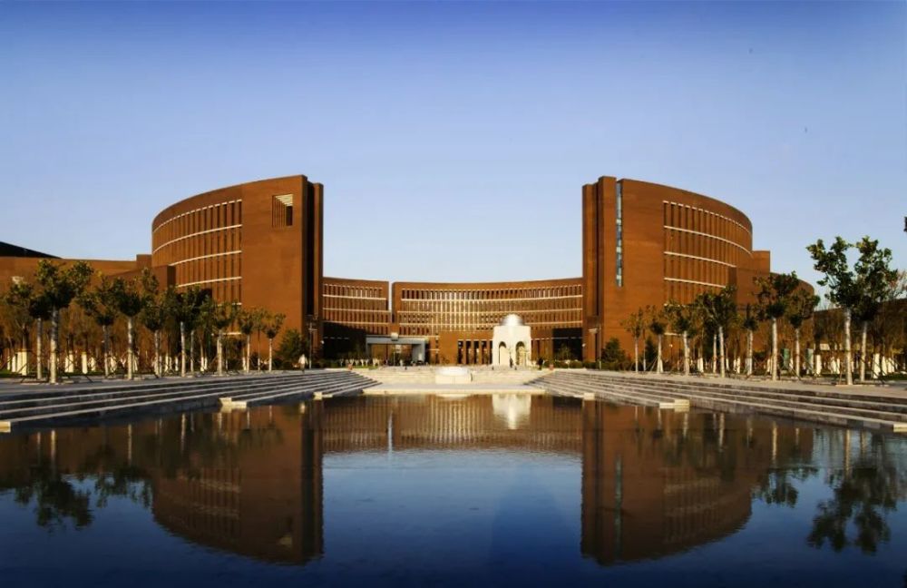 崔恺院士作品:天大新校区主楼/2017-2018年度建筑设计奖·建筑创作