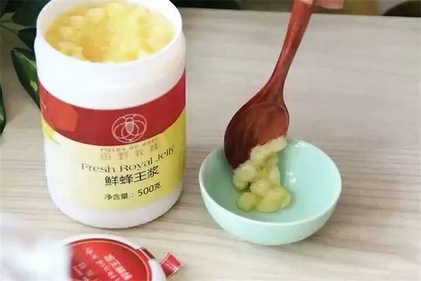 市场上种类丰富，那什么蜜蜂产的蜂王浆好呢?