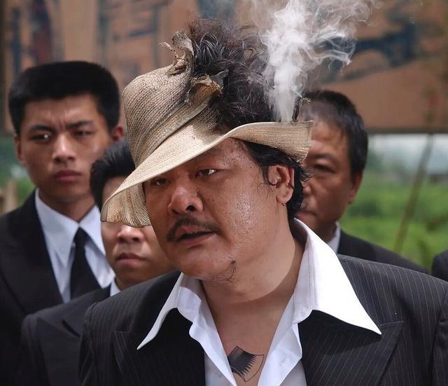 老戏骨|56岁香港男演员玩游戏被吐槽：时代的灰，开始落在老戏骨头上了