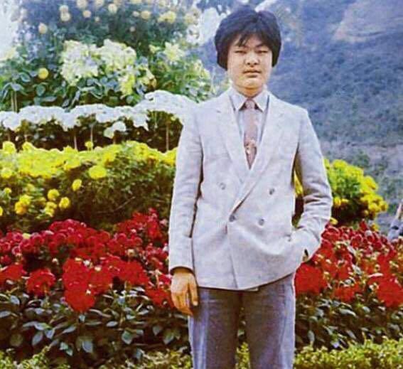 老戏骨|56岁香港男演员玩游戏被吐槽：时代的灰，开始落在老戏骨头上了