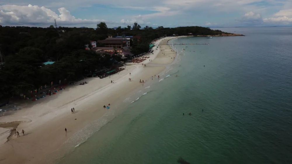 何日君|疫情下的泰国小岛：水清沙白，何日君再来？