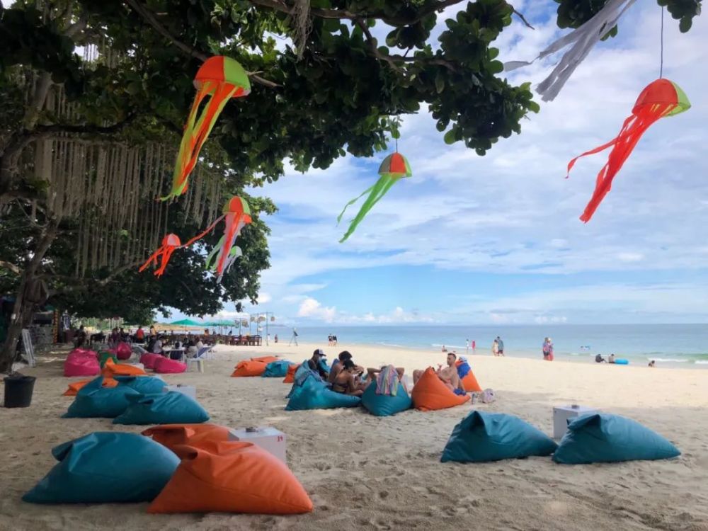 何日君|疫情下的泰国小岛：水清沙白，何日君再来？