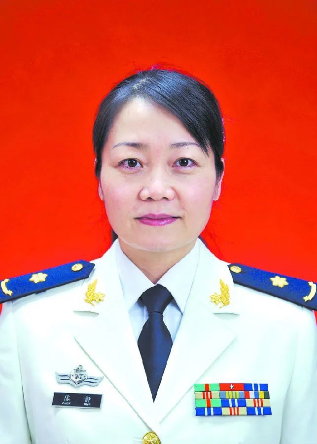 致敬最美 奋斗强军