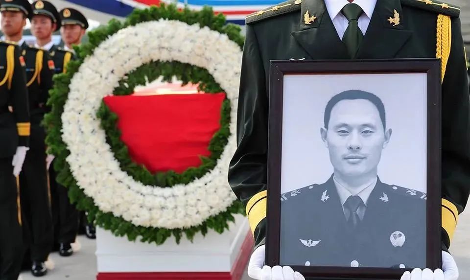 今天的朋友圈应该属于你