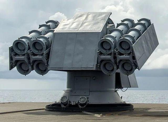 经典的海响尾蛇防空导弹最早的燃气轮机作为舰艇的「心脏」,舰用大型