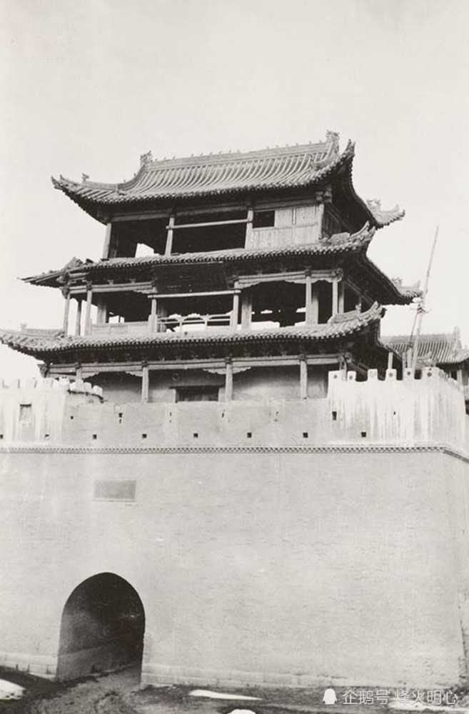 1910年拍摄的嘉峪关