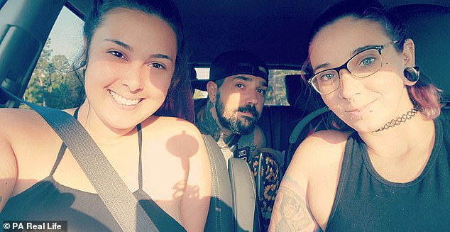 夫妇|夫妇和同一女子恋爱并共同生活，如今三人还打算生育更多孩子