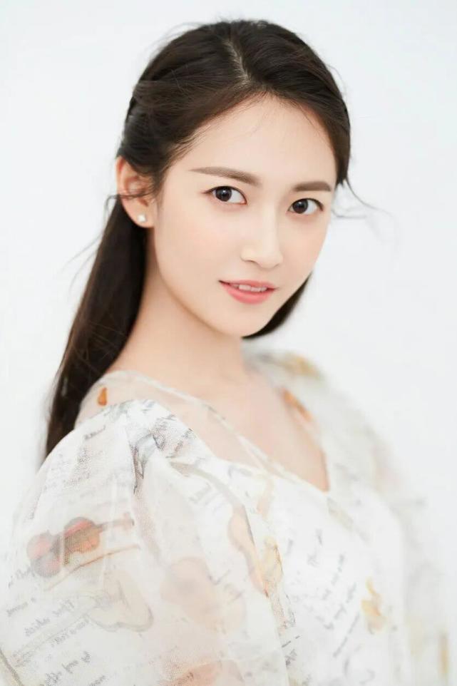 唐嫣公司旗下的女明星