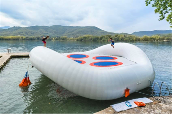 网红蹦床桥强势来袭此桥非彼桥