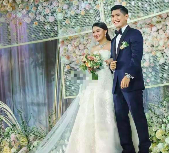 李嘉颖昔日待产仍出门玩林恬儿带何正德陪伴刘根森寸步不离