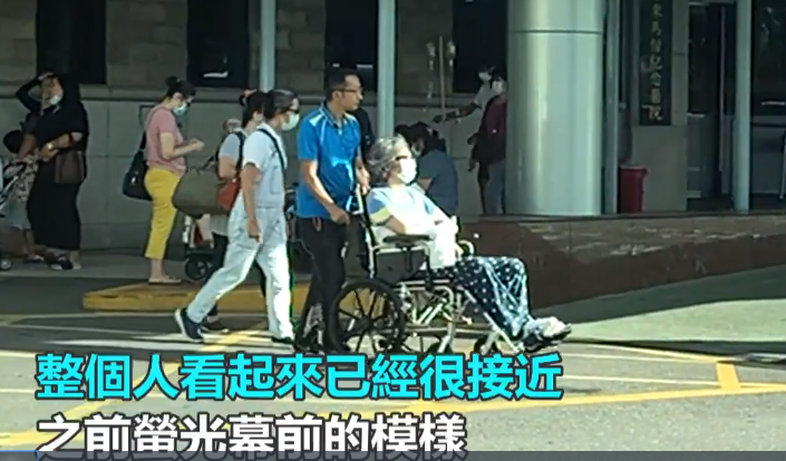 袁惟仁|袁惟仁脑溢血后近况曝光：头发灰白长胖了，意识清醒仍坐轮椅复健