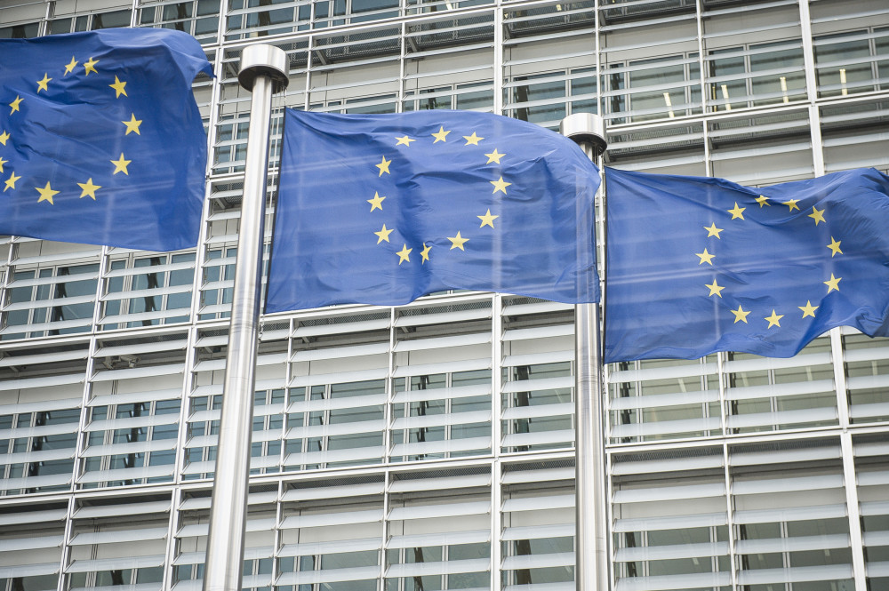 娆х洘_鏃舵斂|欧盟将矛头对准俄中挥舞制裁大棒，俄方霸气回应：将对等反制！