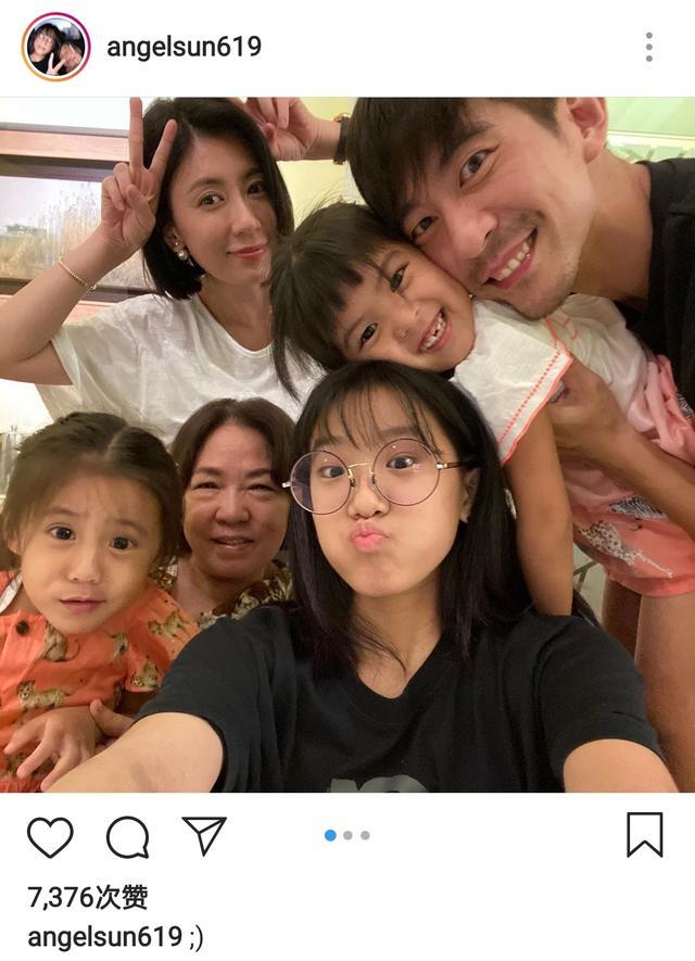 梧桐妹晒祖孙三代同框咘咘表情超多巨可爱波妞和修杰楷神相似
