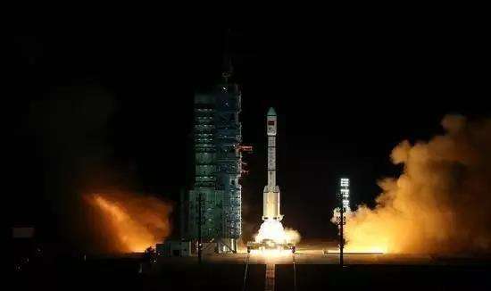 航天|中国成功迈出航天关键性一步，成全世界关注的焦点，国人兴奋不已