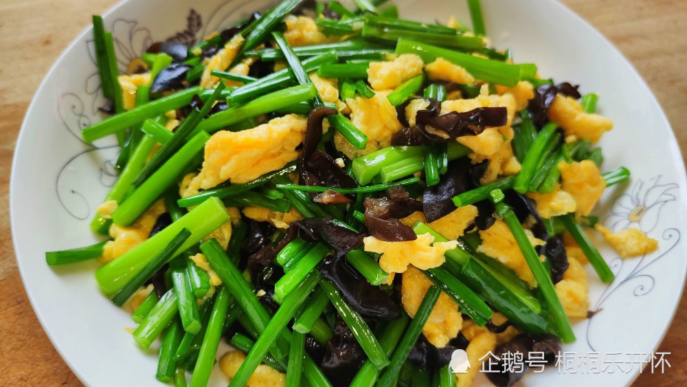 入伏后 这菜正当季 隔三差五吃 排毒甩脂肪 润肠通便一身轻 腾讯新闻