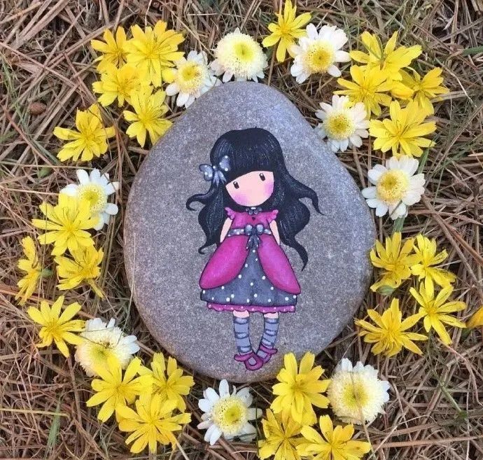 【石头画手作】石头上的美腻人物各种逗逼表情的动物蠢萌蠢萌的制作