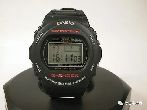 Casio G Shock 56系列前身之 圆盘外皮下的方块dw 5400 腾讯新闻