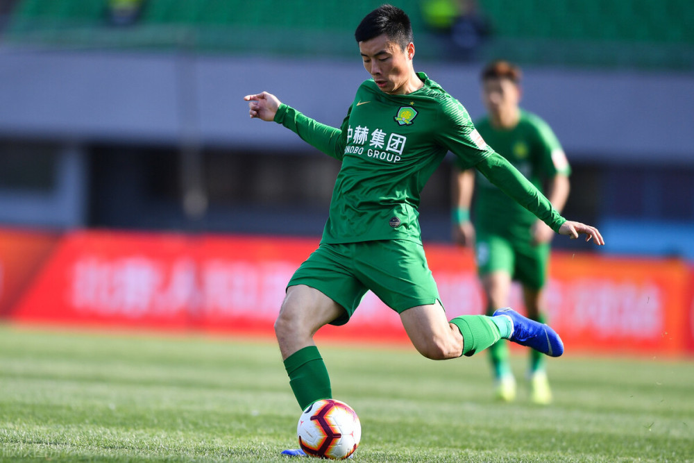 胜利献给过世5年的洪元硕 比埃拉闪击战破门 赢在防守端