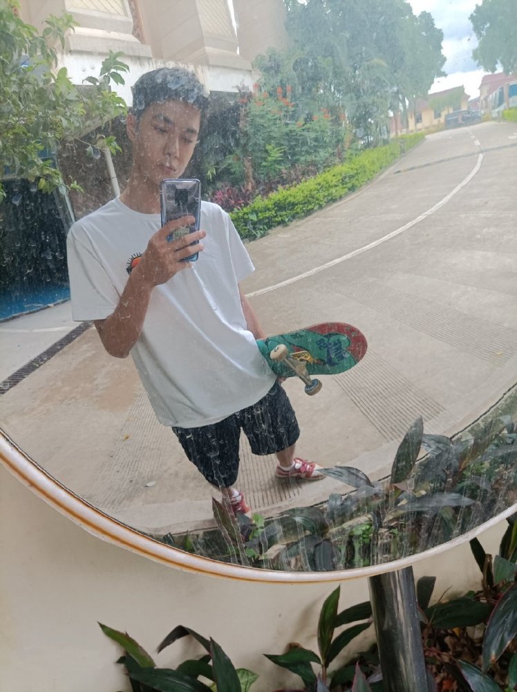 王一博|明星七月热搜汇总，王一博一骑绝尘，肖战真的凉了？