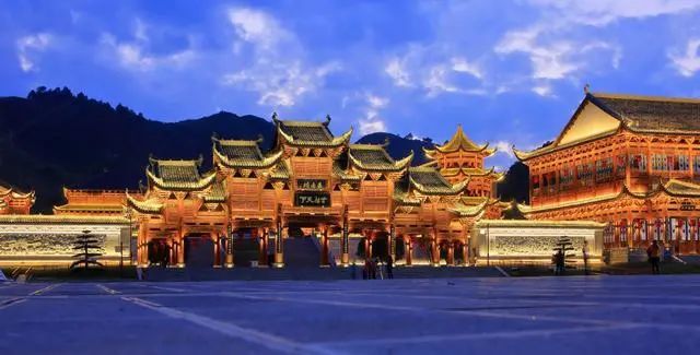 贵州最美的城市——都匀:一座古典美和山水美完美融合的高原桥城