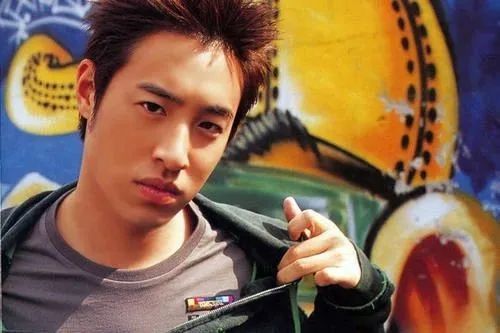 粉丝|直接找粉丝私联要钱，明星这行为low到爆了！