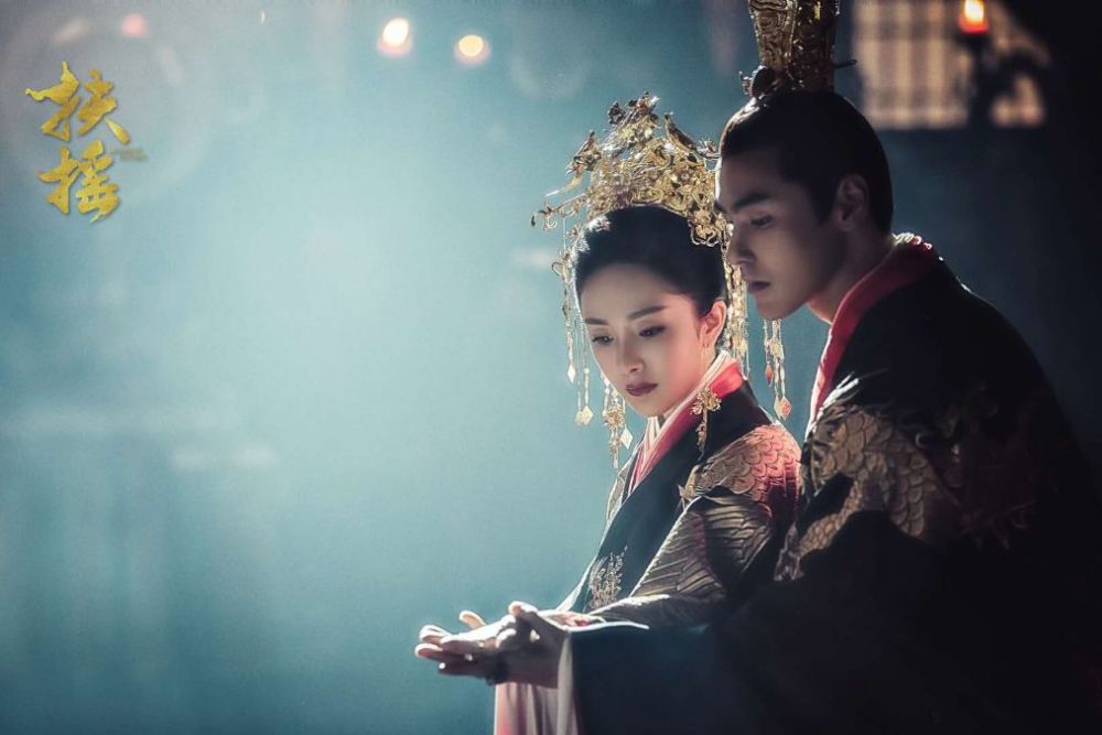 杨幂|杨幂新剧将官宣，搭档小9岁人气小生，网友：终于搭了个帅哥