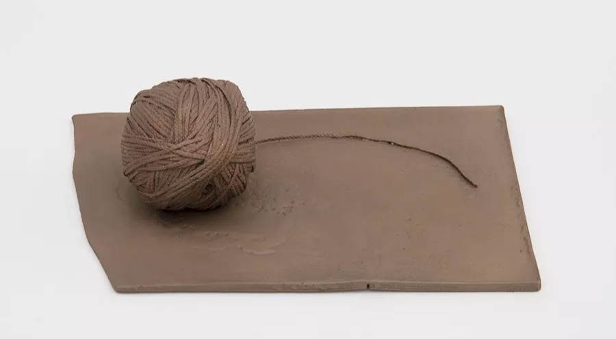 凯莉·明石|材料的触感——Kelly Akashi的雕塑作品欣赏