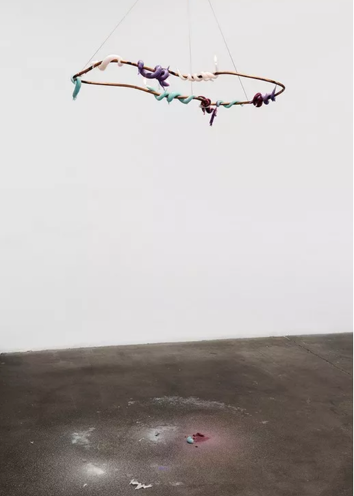 凯莉·明石|材料的触感——Kelly Akashi的雕塑作品欣赏