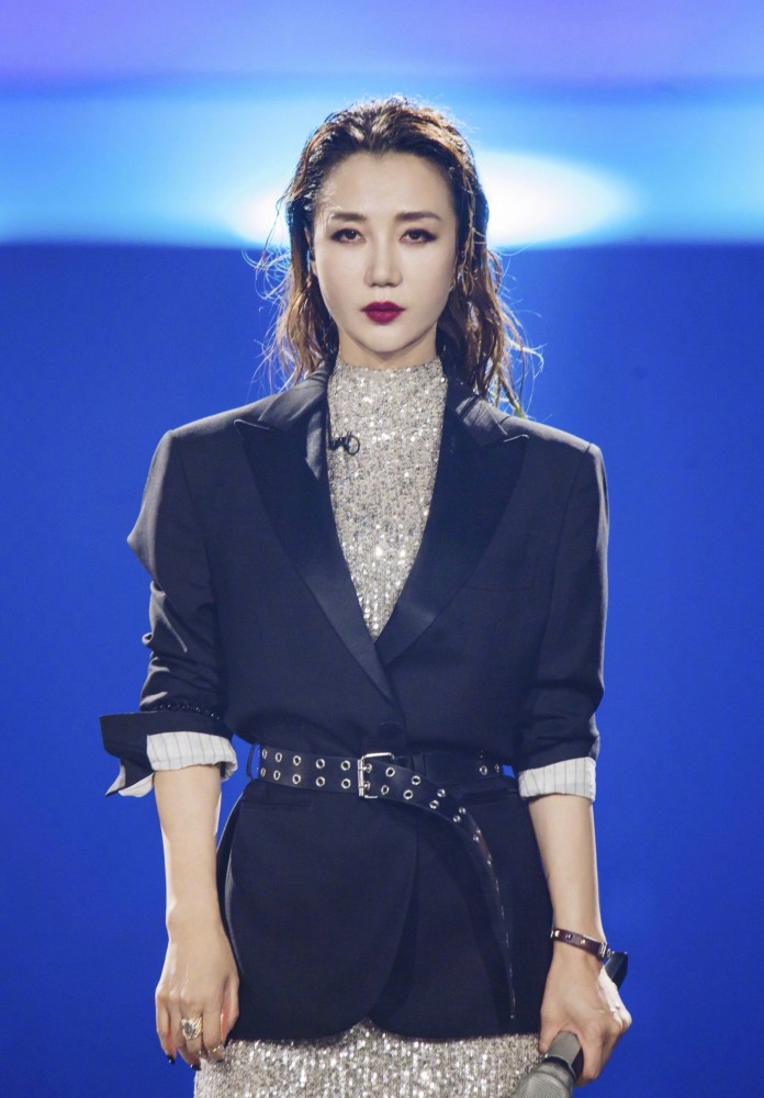 乘风破浪的姐姐|乘风破浪的姐姐五公曝新瓜？孟佳阿朵复活晋级，宁静生气喊解散吧