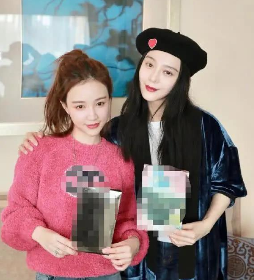 李晨|李晨驾驶豪华游艇出海状态好，范冰冰深夜痛哭用工作摆脱失恋