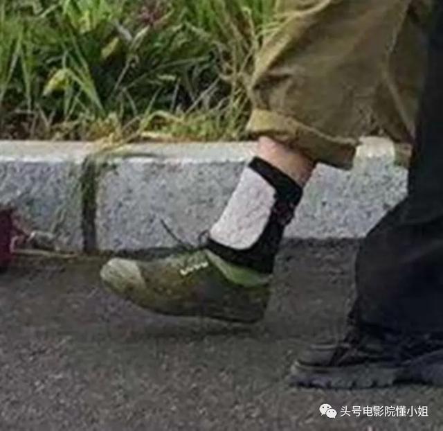 金刚川|吴京黑了胖了！抗美援朝大片【金刚川】造型曝光，晒图致敬八一建军节