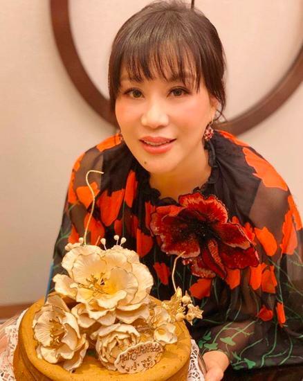 吕良伟|63岁吕良伟近照曝光！身材健硕保养超好，与张雨绮同框像拍偶像剧