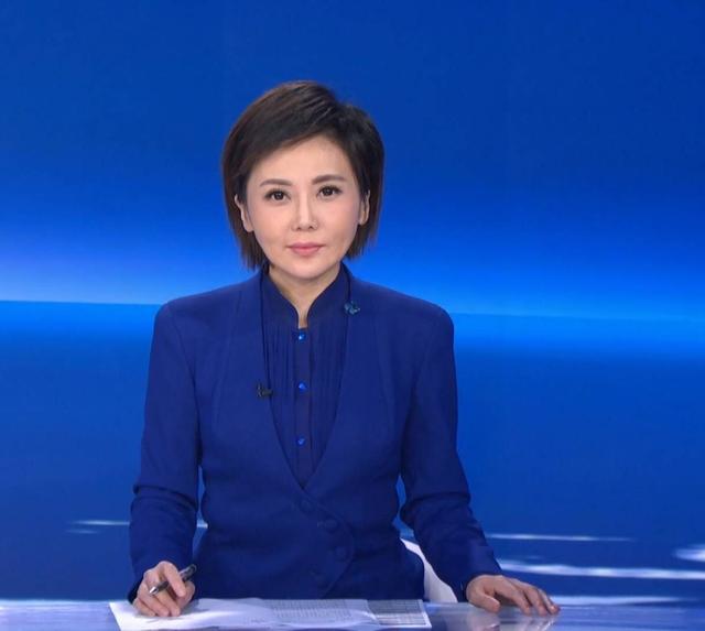 央视台花柴璐43岁仍独身一人单身生活惹网友羡慕