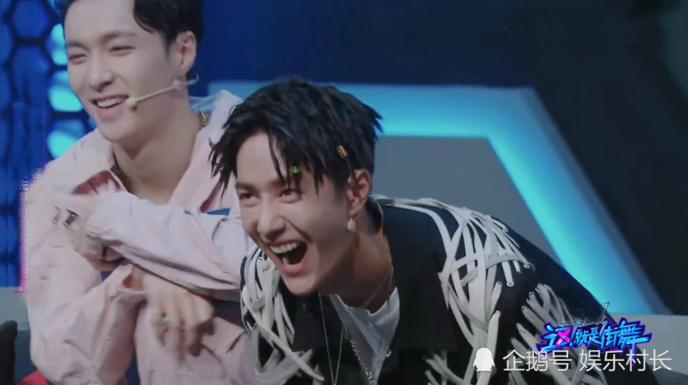 王一博|《街舞》小鸡长在王一博笑点上，酷盖笑爆，张艺兴教跳Krump互动有趣