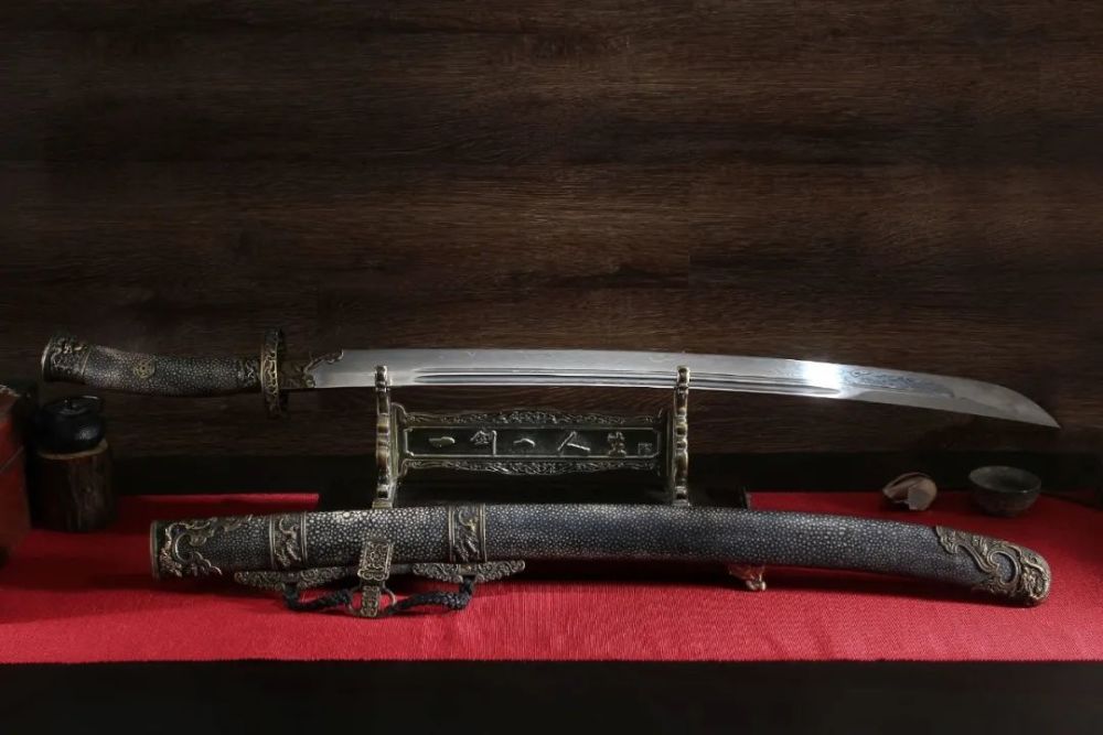 清朝|集古今之特色，揽中外之精华！龙腾清刀的实战能力才不差呢！