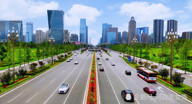 全球最长城市中轴线——成都天府大道