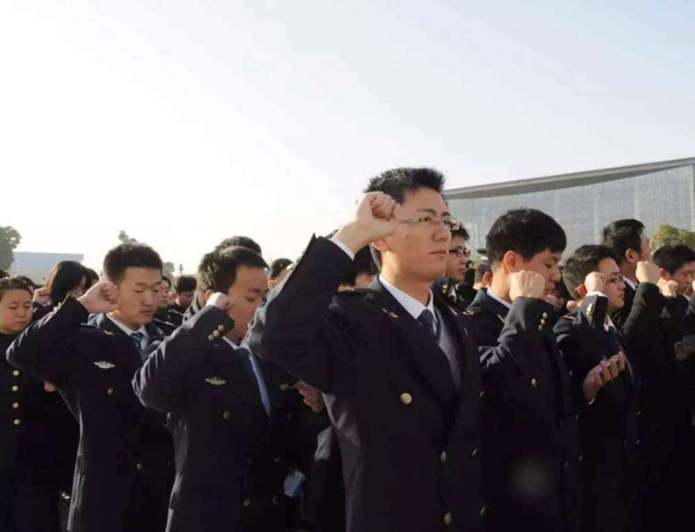 一本大学分数线排名_刚刚,2017河南高考分数线出炉!一本理科484分,文科5