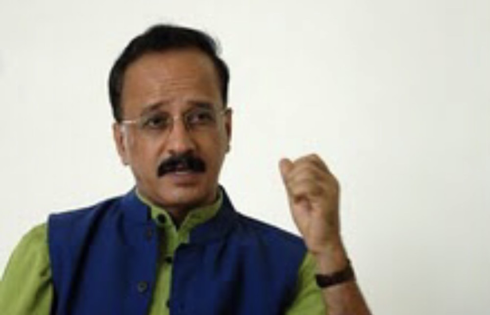 迪凡德·沙尔马|印度杀人魔承认抢劫杀害50多名出租车司机，事后抛尸喂鳄鱼