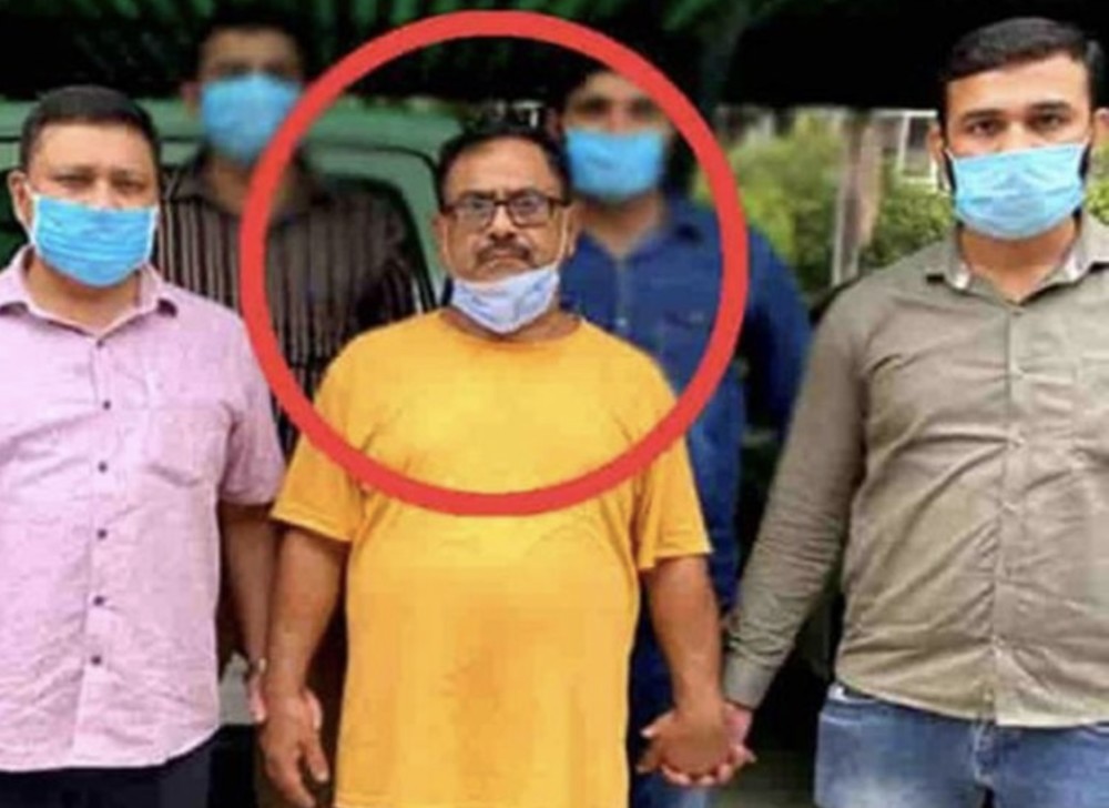 迪凡德·沙尔马|印度杀人魔承认抢劫杀害50多名出租车司机，事后抛尸喂鳄鱼