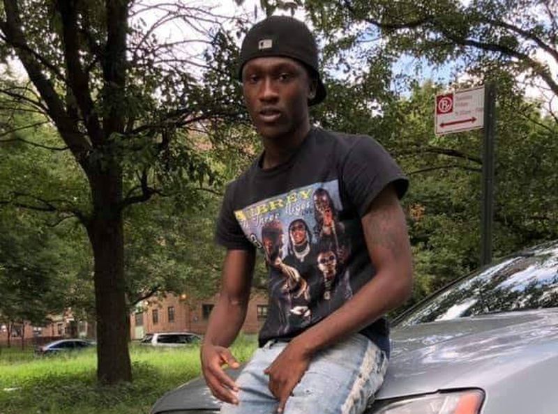 威尔逊|21岁小伙刚当上父亲就被人当街打死，家人：凶手认错了人